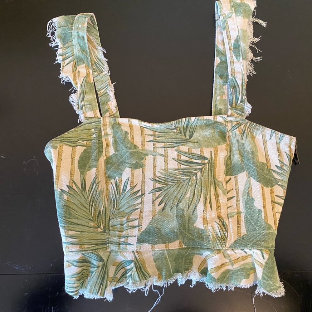 Delia Crop Top